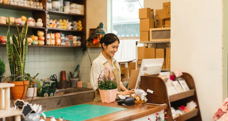 Bisnis Custom Merchandise 2026, Peluang Jualan Produk Personal