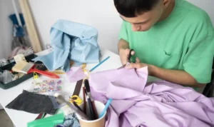 Home Industri Tekstil, Usaha Rumahan yang Menjahit Peluang Besar dari Kain